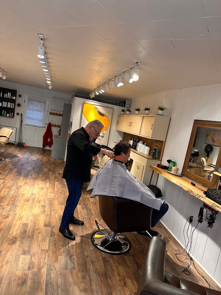 Metro Salon W Redding 06896