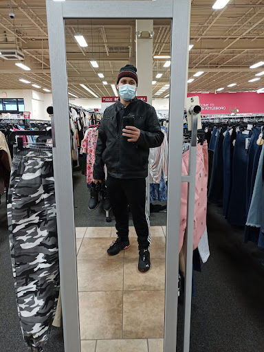 Clothing Store «Burlington Coat Factory», reviews and photos, 287 Washington St, Attleboro, MA 02703, USA