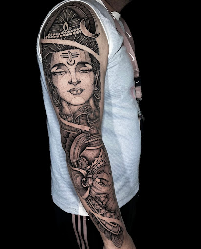 Explore tattoo ideas for a mother who passed away, creative tattoo ideas in Bayville, available at Momo Tattoo Studio