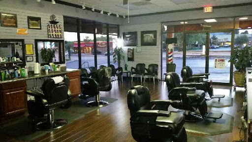 Barber Shop «OFF THE TOPP BARBER SHOP», reviews and photos, 122 West End Ave, Farragut, TN 37934, USA