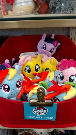 Gift Shop «Hallmark», reviews and photos, 1335 Kildaire Farm Rd, Cary, NC 27511, USA