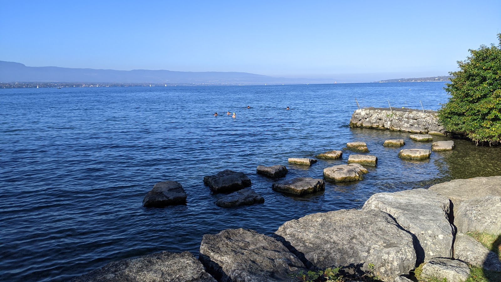 Foto von Plage de la Savonniere mit geräumige küstenlinie