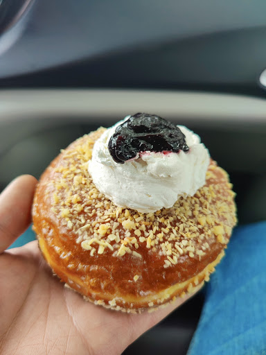 Donut Shop «Legendary Doughnuts», reviews and photos, 2602 6th Ave, Tacoma, WA 98406, USA