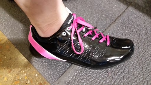 Bicycle Store «Performance Bicycle», reviews and photos, 2830 S Highland Ave, Lombard, IL 60148, USA