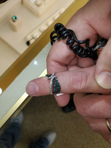 Jewelry Store «Jared The Galleria of Jewelry», reviews and photos, 7500 Kenwood Rd, Cincinnati, OH 45236, USA