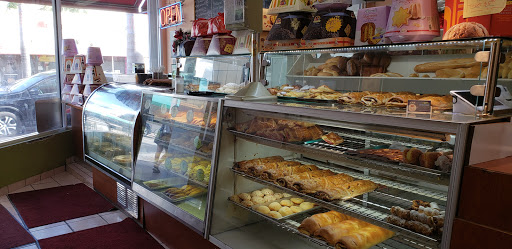 Moises Bakery Miami Beach