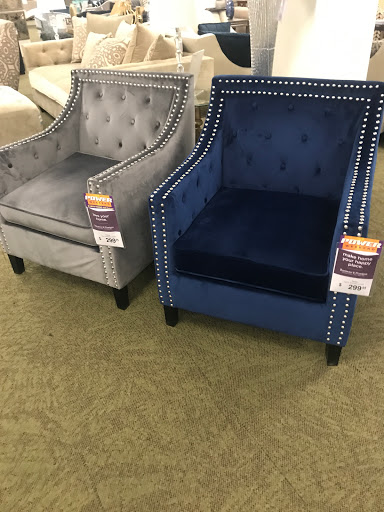 Furniture Store «Raymour & Flanigan Furniture and Mattress Store», reviews and photos, 2795 Richmond Ave, Staten Island, NY 10314, USA