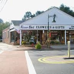 River Dell Flowers & Gifts, 241 Kinderkamack Rd, Oradell, NJ 07649, USA, 