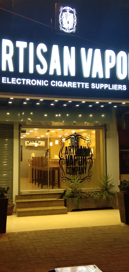 Artisan Vapor Modeltown Lahore