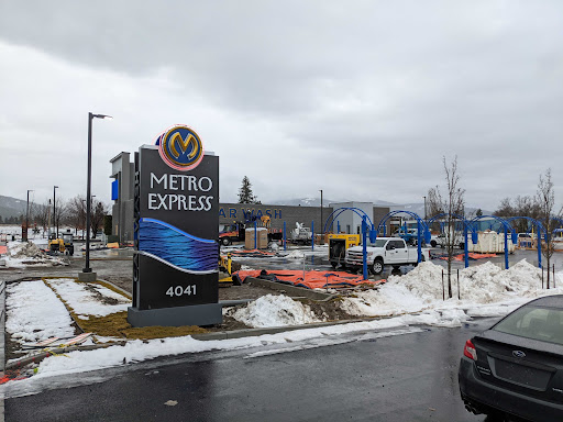 Metro Express Car Wash en Post Falls
