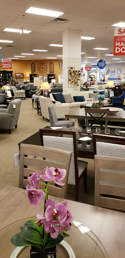 Furniture Store «Raymour & Flanigan Furniture and Mattress Store», reviews and photos, 95 Sunrise Hwy, Patchogue, NY 11772, USA