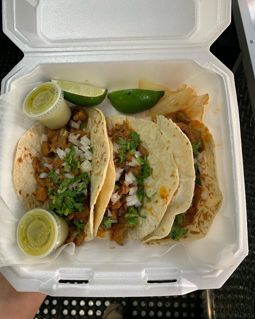 Silvia's Kitchen 72327