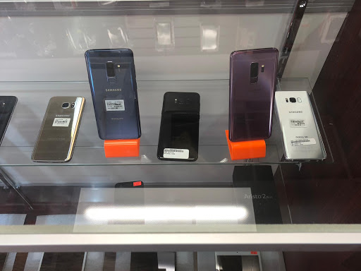 Cell Phone Store «Cell Shop 360 Dallas - Cell phone and Tablets Repair», reviews and photos, 13021 Coit Rd #224, Dallas, TX 75240, USA