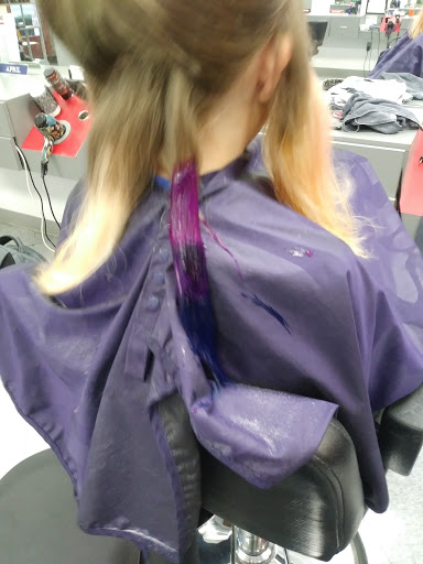 Hair Salon «Cost Cutters», reviews and photos, 1131 Tolland Turnpike l, Manchester, CT 06042, USA