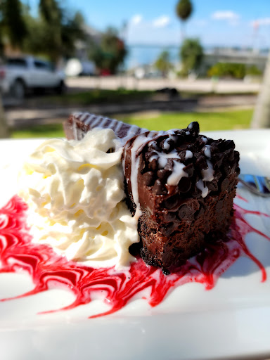 Restaurant «Pisces Rising», reviews and photos, 239 W 4th Ave, Mt Dora, FL 32757, USA