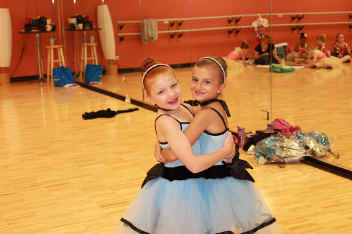 455 Kehoe Blvd, Carol Stream, IL 60188, USA