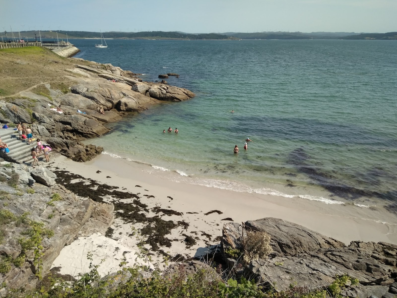 Foto de Praia Da Cruz com #43
