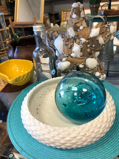 Thrift Store «Second Glance», reviews and photos, 2 Pond Rd # 1, Gloucester, MA 01930, USA