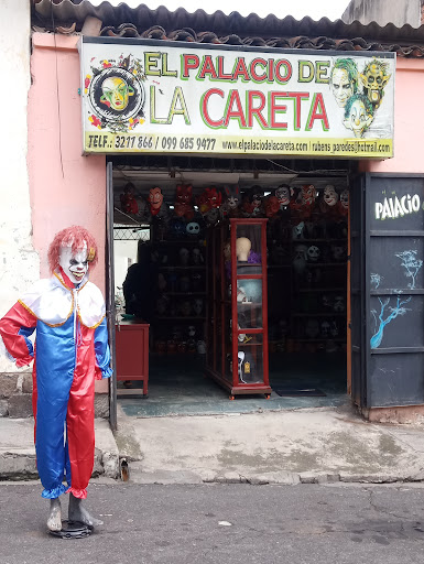 Stores to buy halloween costumes for women Quito