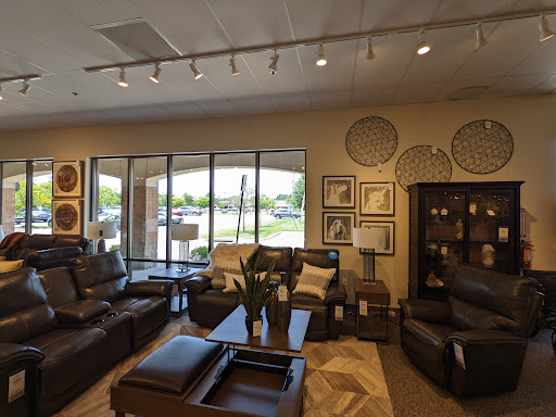 Furniture Store «La-Z-Boy Furniture Galleries», reviews and photos, 6003 Kingstowne Village Pkwy, Alexandria, VA 22315, USA