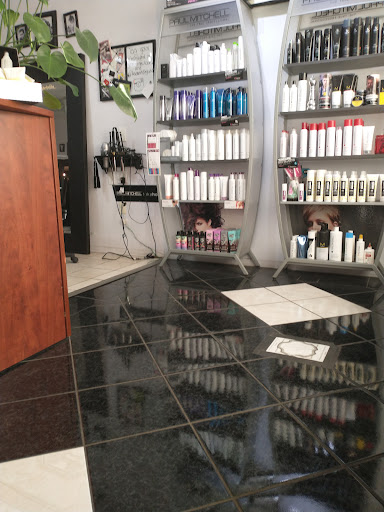 Hair Salon «Revolver Hair Studio», reviews and photos, 3633 W Shaw Ave, Fresno, CA 93711, USA