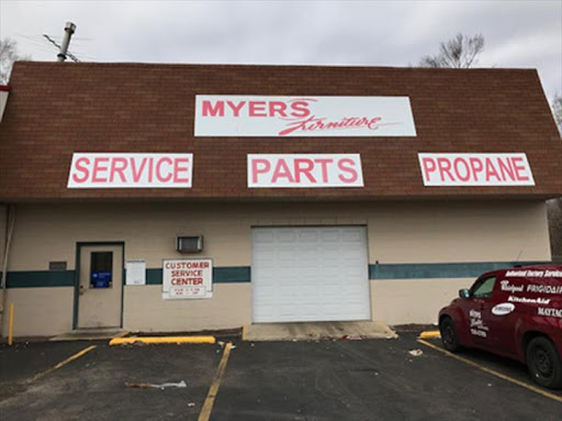 Myers Furniture & Appliance, 2121 S Memorial Dr, New Castle, IN 47362, USA, 