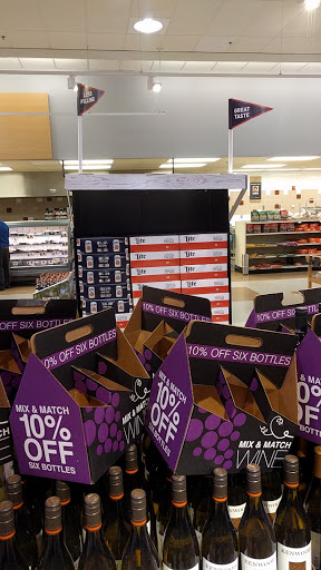 Supermarket «Giant», reviews and photos, 25050 Riding Plaza, Chantilly, VA 20152, USA