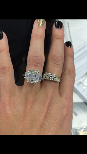Jewelry Store «Golden Nugget Jewelers», reviews and photos, 800 Chestnut St, Philadelphia, PA 19107, USA