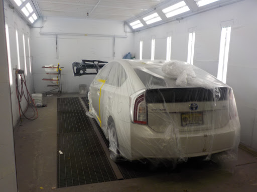 Auto Body Shop «Modern Auto Body-South Orange», reviews and photos, 343 Valley St, South Orange, NJ 07079, USA