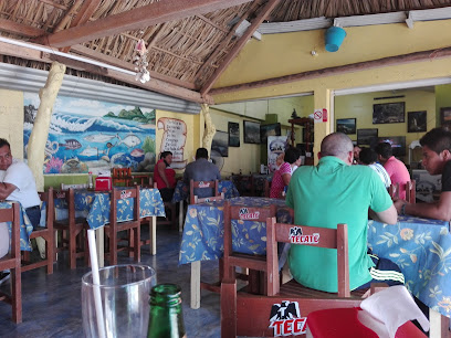 Restaurant la bomba atómica - Costera del Golfo 581, Centro, 95700 San Andrés Tuxtla, Mexico