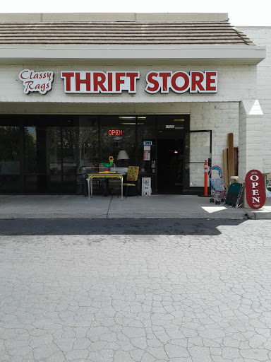 Classy Rags Thrift Store, 1520 S Fairmont Ave, Lodi, CA 95240, USA, 