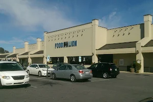 Food Lion image