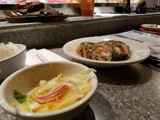 Momo Sushi Japanese Cuisine