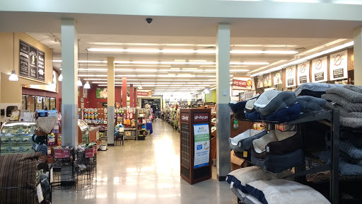 Pet Supply Store «Pet Food Express», reviews and photos, 320 S Lake Ave, Pasadena, CA 91101, USA