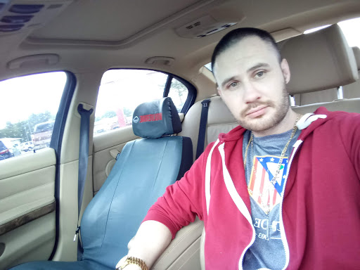 Grocery Store «Grocery Outlet Bargain Market», reviews and photos, 920 Ocean Beach Hwy, Longview, WA 98632, USA