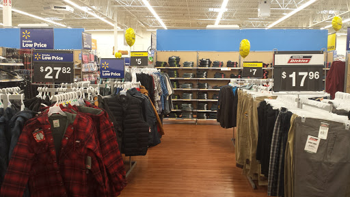 Discount Store «Walmart», reviews and photos, 6501 Veterans Memorial Pkwy, Crestwood, KY 40014, USA