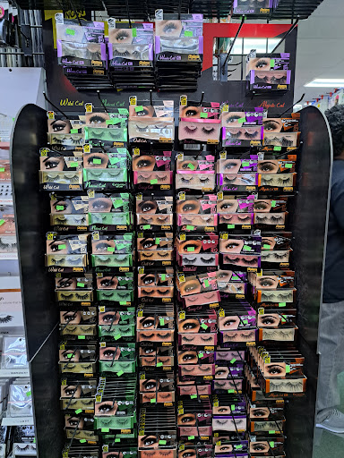 Cosmetics Store «Unique Hair and Wig», reviews and photos, 744 N Westnedge Ave, Kalamazoo, MI 49007, USA