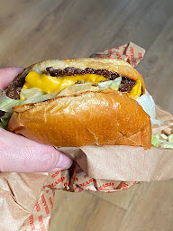 Photo n°35 de Smash Burger Joint à Lyon ()