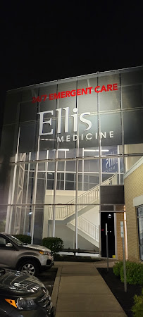 Ellis Medicine - Medical Center of Clifton Park - Photo 2 - Car repair in Clifton Park, NY, Albany