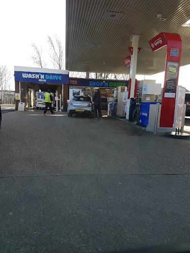 Reviews of ESSO RONTEC SLEAFORD in Lincoln - Gas station