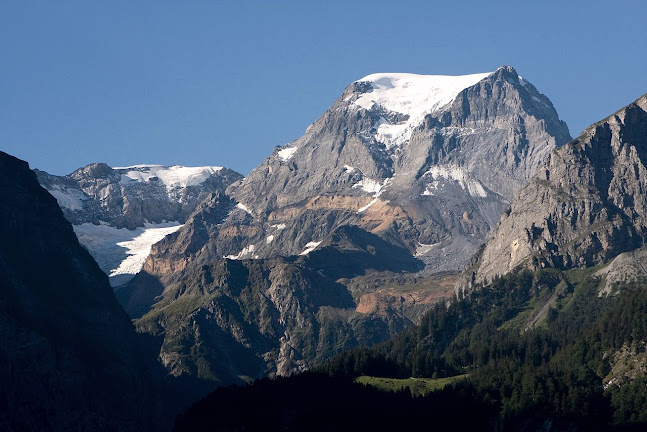 Glarner Alpen - Eisdiele