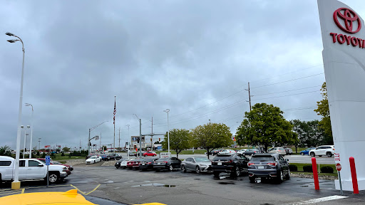 Toyota Dealer «Walker Toyota», reviews and photos, 8457 N Springboro Pike, Miamisburg, OH 45342, USA