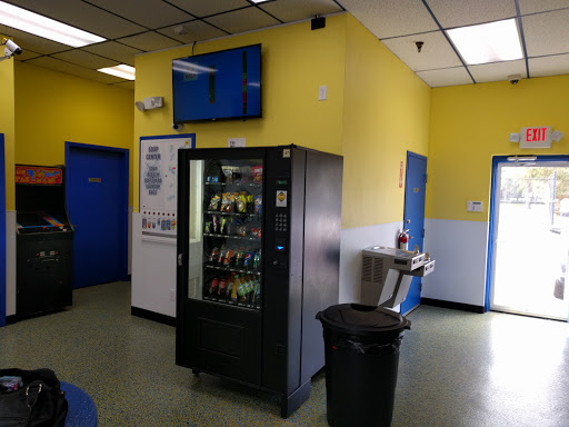 Laundromat «EZ Wash», reviews and photos, 5421 Lake Howell Rd, Winter Park, FL 32792, USA