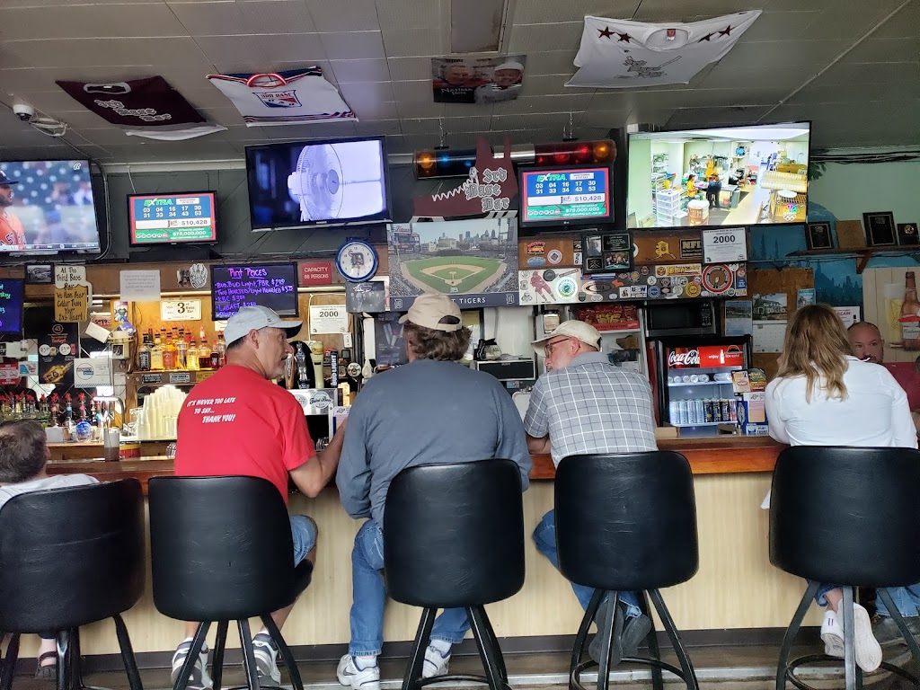 Third Base Bar Marquette, MI 49855, Reviews, Hours & Contact