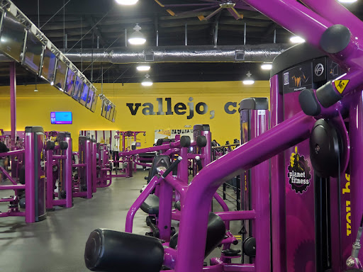 Shopping Mall «Vallejo Plaza Shopping Center», reviews and photos, 3325 Sonoma Blvd, Vallejo, CA 94590, USA