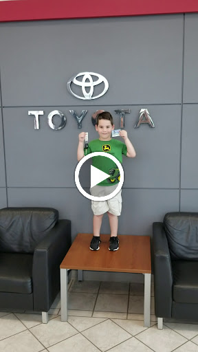 Toyota Dealer «Toyota of Kingsport», reviews and photos, 2525 E Stone Dr, Kingsport, TN 37660, USA