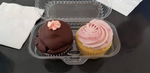 Bakery «Let Them Eat Cake», reviews and photos, 310 C St, Davis, CA 95616, USA