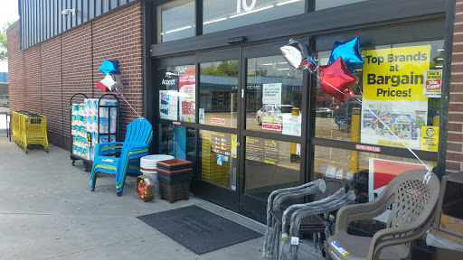 Discount Store «Dollar General», reviews and photos, 10 Fee Fee Rd, Maryland Heights, MO 63043, USA