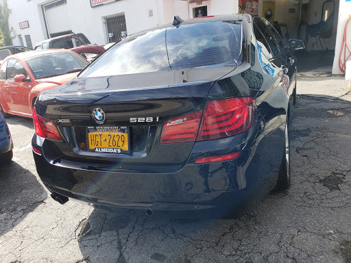 Auto Body Shop «Almeida Auto Body of Yonkers», reviews and photos, 165 Orchard St, Yonkers, NY 10703, USA