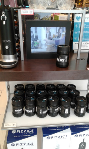 Gift Shop «Brookstone», reviews and photos, 1313 3rd Street Promenade, Santa Monica, CA 90401, USA